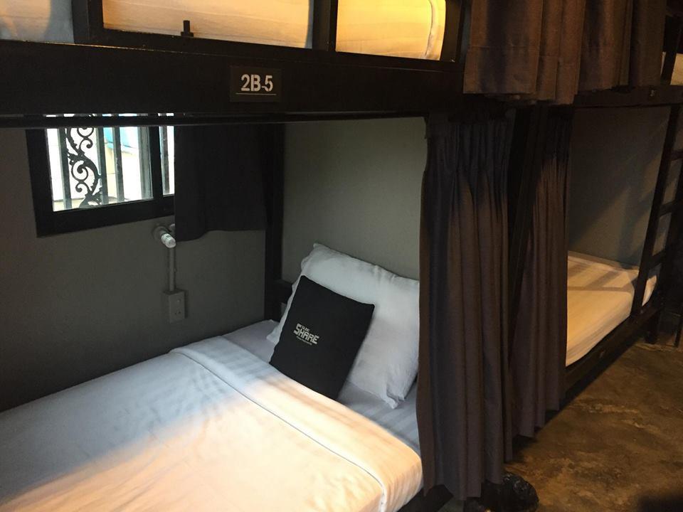 The Share Phnom Penh Hostel Экстерьер фото
